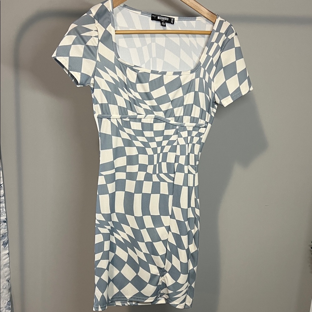 Missguided Tall Abstract Pattern dress